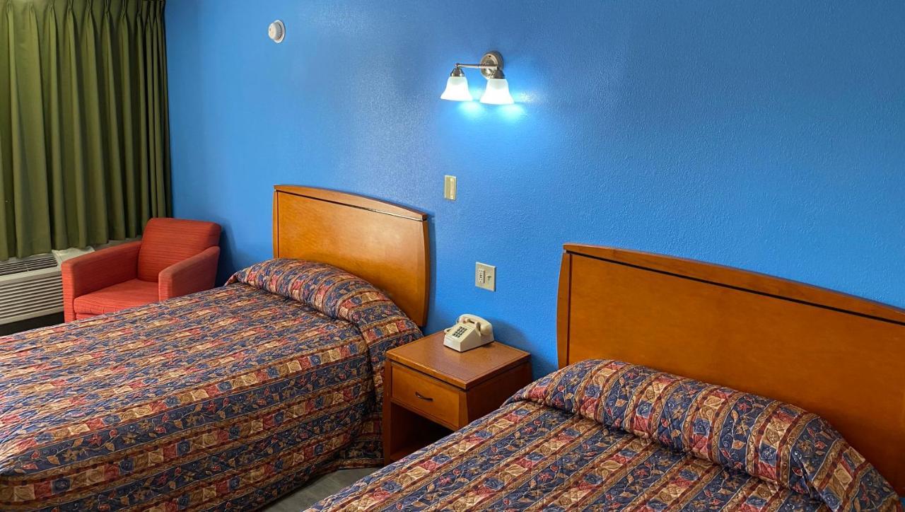 Express Inn Newport News Exterior photo